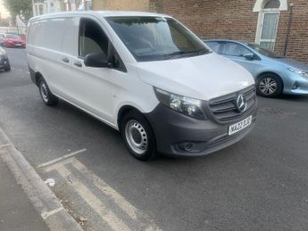Mercedes-Benz Vito 2.0 114 CDI Progressive Panel Van 5dr Diesel G-Tronic RWD L2 Eur