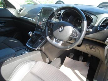 Renault Scenic DYNAMIQUE NAV DCI