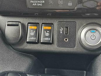 Nissan Leaf 40kWh N-Connecta Auto 5dr