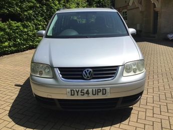 Volkswagen Touran FSI SE 7 STR