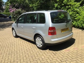 Volkswagen Touran FSI SE 7 STR