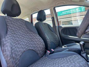 Nissan Note GREAT PRICE, DRIVES LIKE NEW, CHEAP TO INSURE. PERFECT FAMILY CA