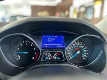Ford Focus 1.6T EcoBoost Titanium X Euro 5 (s/s) 5dr