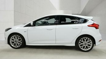 Ford Focus 1.5T EcoBoost ST-Line Hatchback 5dr Petrol Auto Euro 6 (s/s) (15