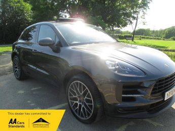 Porsche Macan PDK