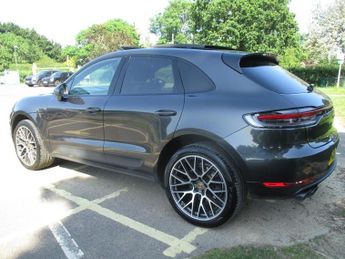 Porsche Macan PDK