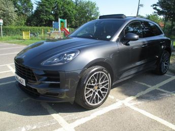 Porsche Macan PDK
