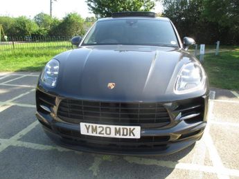 Porsche Macan PDK