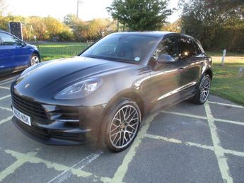 Porsche Macan PDK