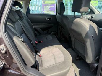 Nissan Qashqai 1.6 Acenta 2WD Euro 5 (s/s) 5dr