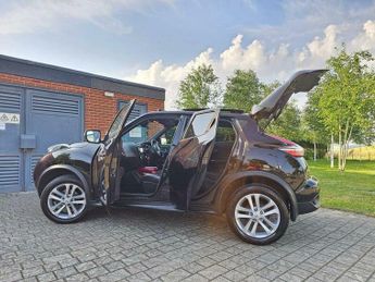 Nissan Juke 1.6 N-Connecta XTRON Euro 6 5dr