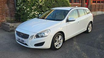 Volvo V60 1.6D DRIVe SE Estate 5dr Diesel Powershift Euro 5 (s/s) (115 ps)