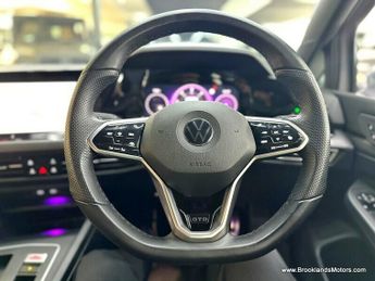 Volkswagen Golf GTD TDI DSG [4X VOLKSWAGEN SERVICES]