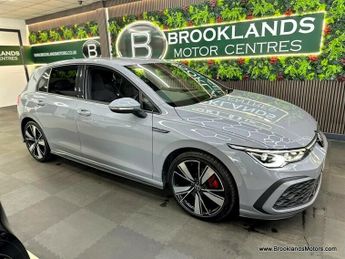 Volkswagen Golf GTD TDI DSG [4X VOLKSWAGEN SERVICES]