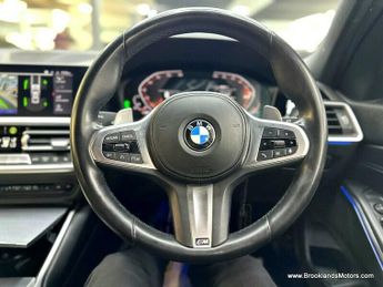 BMW 3 SERIES 320i M SPORT [3X SERVICES, SAT NAV, LEATHER & HEATED SEATS]