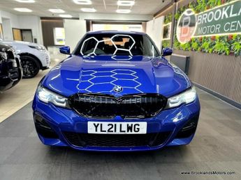 BMW 3 SERIES 320i M SPORT [3X SERVICES, SAT NAV, LEATHER & HEATED SEATS]