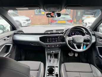 Audi Q3 1.5 TFSI CoD 35 S line S Tronic Euro 6 (s/s) 5dr