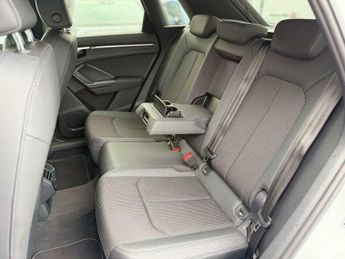 Audi Q3 1.5 TFSI CoD 35 S line S Tronic Euro 6 (s/s) 5dr