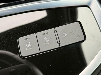 Audi Q3 1.5 TFSI CoD 35 S line S Tronic Euro 6 (s/s) 5dr