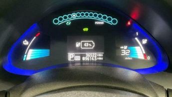 Nissan Leaf 30kWh Tekna Auto 5dr