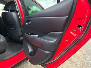 Nissan Leaf 30kWh Tekna Auto 5dr