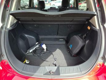 Nissan Leaf 30kWh Tekna Auto 5dr