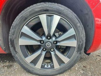 Nissan Leaf 30kWh Tekna Auto 5dr