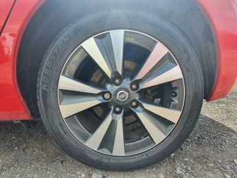 Nissan Leaf 30kWh Tekna Auto 5dr