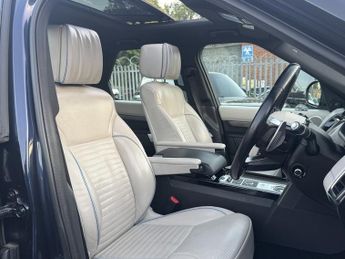 Land Rover Discovery 2.0 SD4 HSE Luxury SUV 5dr Diesel Auto 4WD Euro 6 (s/s) (240 ps)