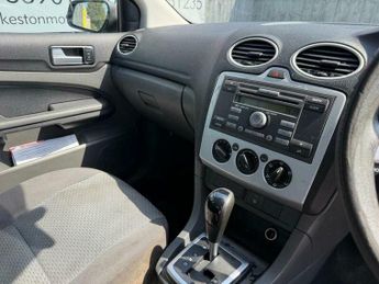 Ford Focus 1.6 LX 5dr