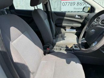 Ford Focus 1.6 LX 5dr