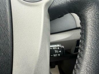 Toyota Prius 1.8 VVT-h T Spirit CVT Euro 5 (s/s) 5dr