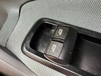 Ford Fiesta EDGE CLEAN MOT+FSH+AIR CON