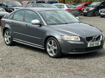 Volvo S40 2.0 D3 R-Design Geartronic Euro 5 4dr