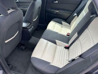 Volvo S40 2.0 D3 R-Design Geartronic Euro 5 4dr