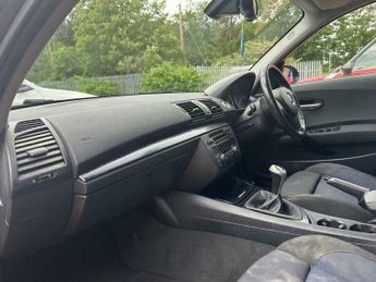 BMW 1 SERIES 2.0 120i Sport Euro 4 5dr
