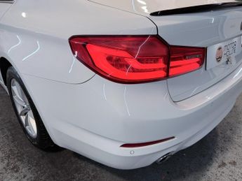 BMW 5 SERIES 2.0 520d MHT SE Auto Euro 6 (s/s)