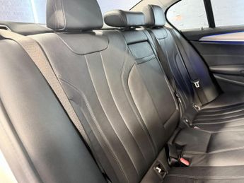 BMW 5 SERIES 2.0 520d MHT SE Auto Euro 6 (s/s)