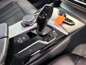 BMW 5 SERIES 2.0 520d MHT SE Auto Euro 6 (s/s)