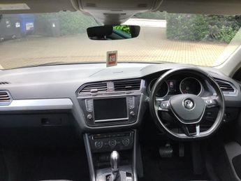 Volkswagen Tiguan SE NAV TDI BMT 4MOTION DSG