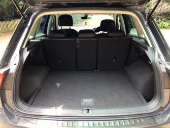 Volkswagen Tiguan SE NAV TDI BMT 4MOTION DSG
