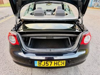 Volkswagen Eos INDIVIDUAL TDI DSG 140