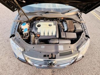 Volkswagen Eos INDIVIDUAL TDI DSG 140