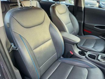 Hyundai Ioniq 1.6 h-GDi Premium SE DCT Euro 6 (s/s) 5dr