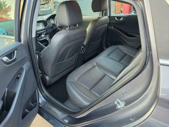 Hyundai Ioniq 1.6 h-GDi Premium SE DCT Euro 6 (s/s) 5dr