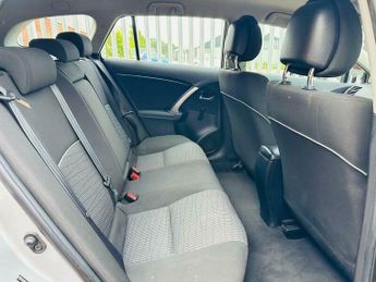 Toyota Avensis 2.0 D-4D T2 Tourer Euro 5 5dr
