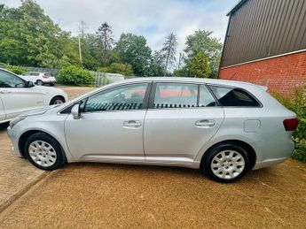 Toyota Avensis 2.0 D-4D T2 Tourer Euro 5 5dr