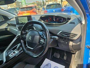 Peugeot 3008 BLUEHDI S/S ALLURE PREMIUM
