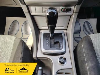 Ford Focus 1.6 Zetec Estate 5dr Petrol Automatic (184 g/km, 99 bhp)