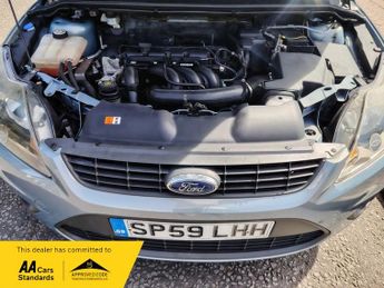 Ford Focus 1.6 Zetec Estate 5dr Petrol Automatic (184 g/km, 99 bhp)